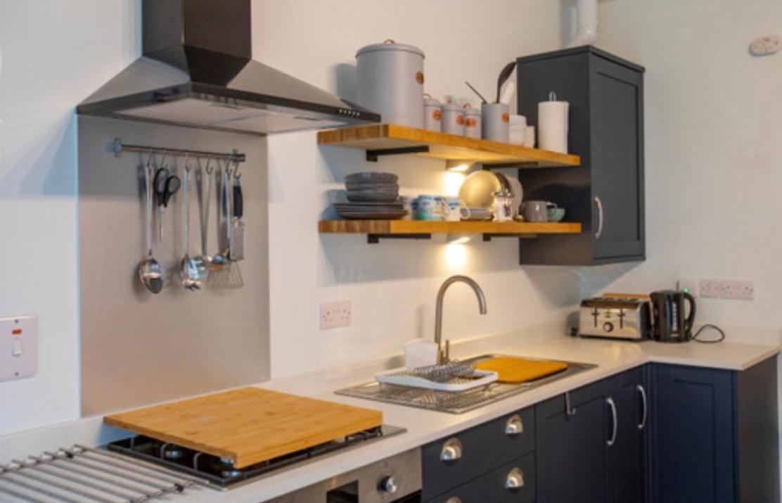 Josies Place At Waters Edge Self Catering Apartment Glenarm Eksteriør bilde